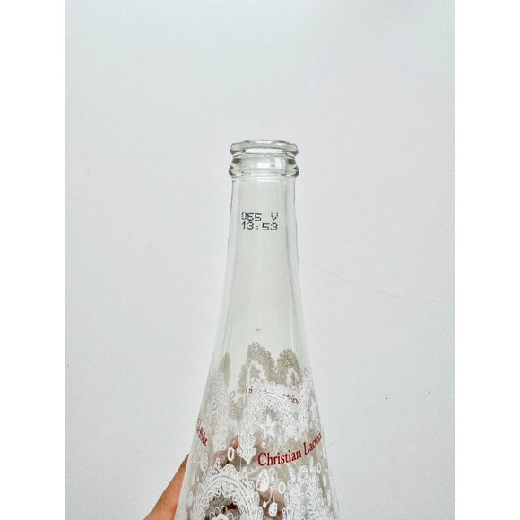 EVIAN x Christian Lacroix Glass Snowflake Lace Bottle Vase, Size 750 ml - Picture 6 of 7